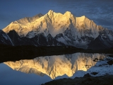 Mount Makalu and Mount Chomolonzo, Tibet